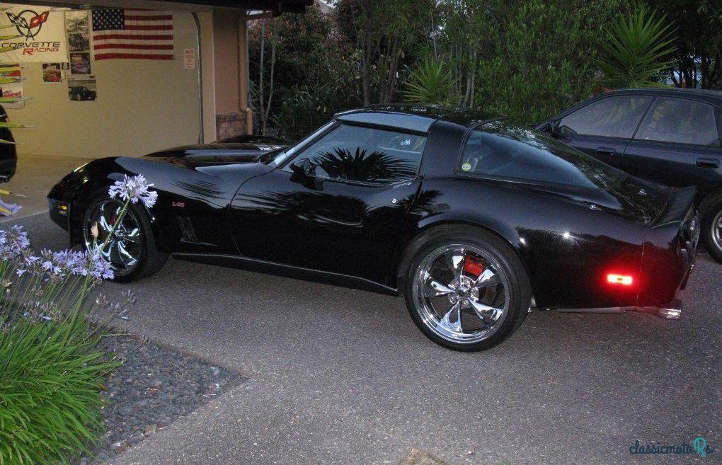 1980' Chevrolet Corvette photo #1