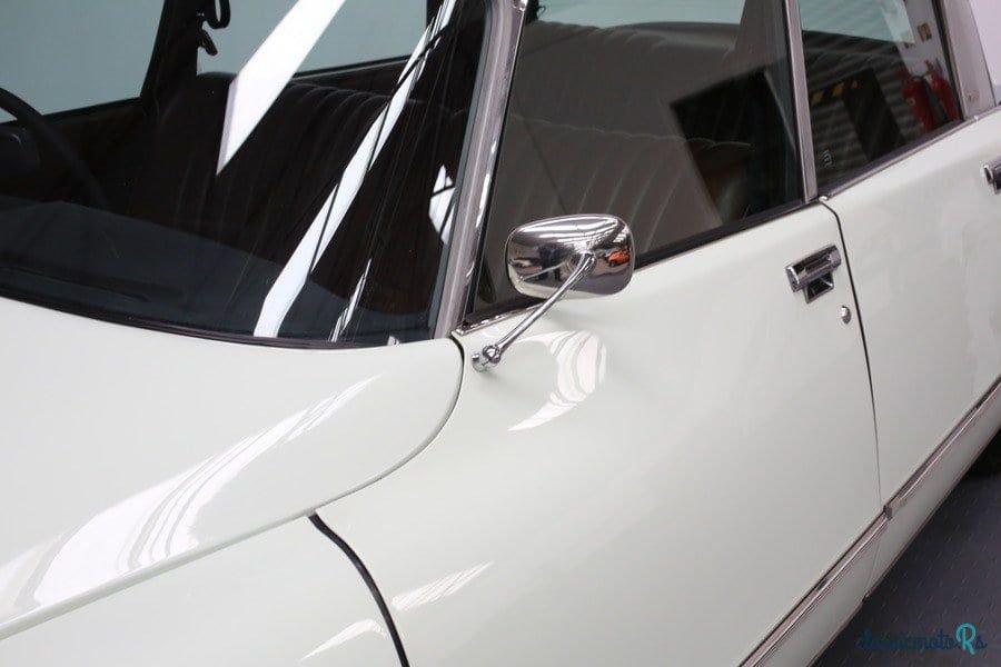 1973' Citroen DS photo #4