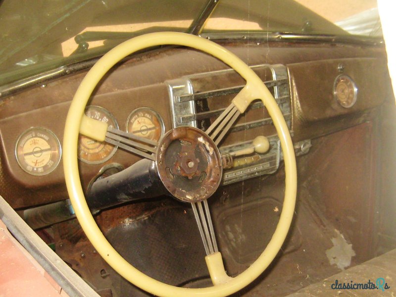 1941' Buick Roadmaster photo #3