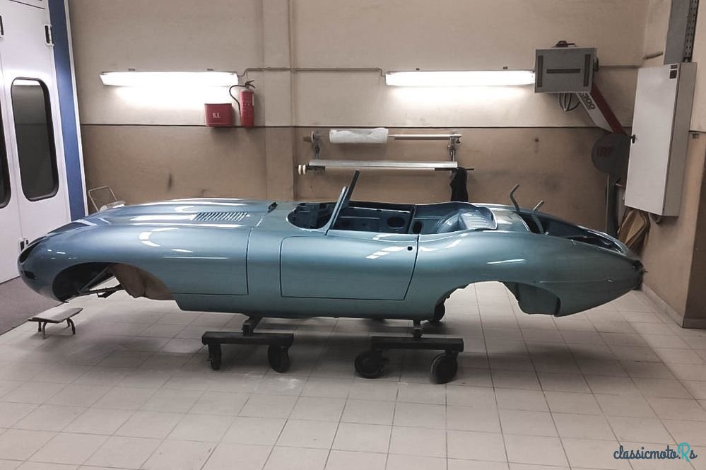 1967' Jaguar E-Type photo #2