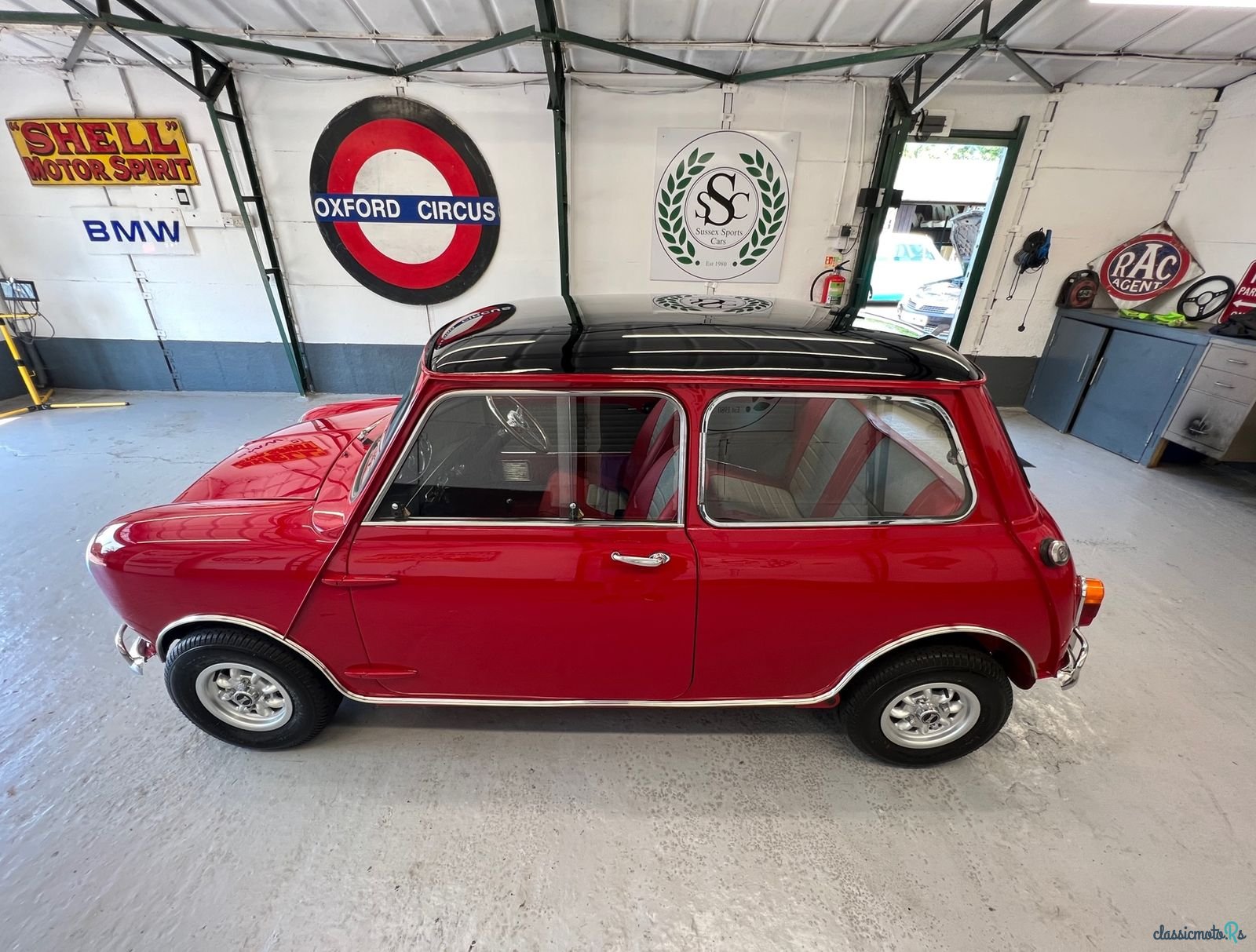 1967' Austin Mini Cooper photo #4