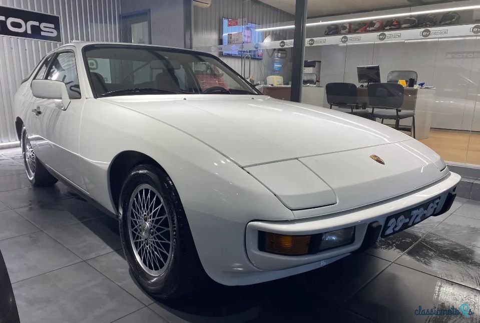 1980' Porsche 924 photo #4