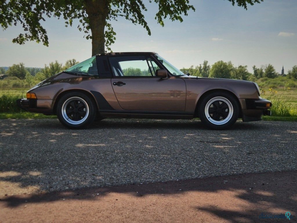 1983' Porsche 911 3.0Sc Targa photo #4
