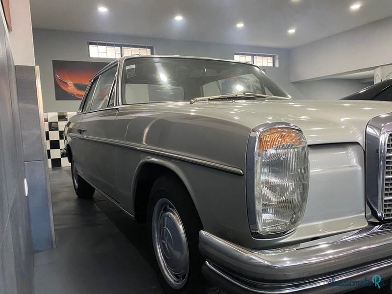 1969' Mercedes-Benz 250 photo #2