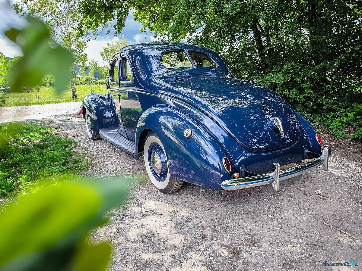 1939' Ford Deluxe photo #5