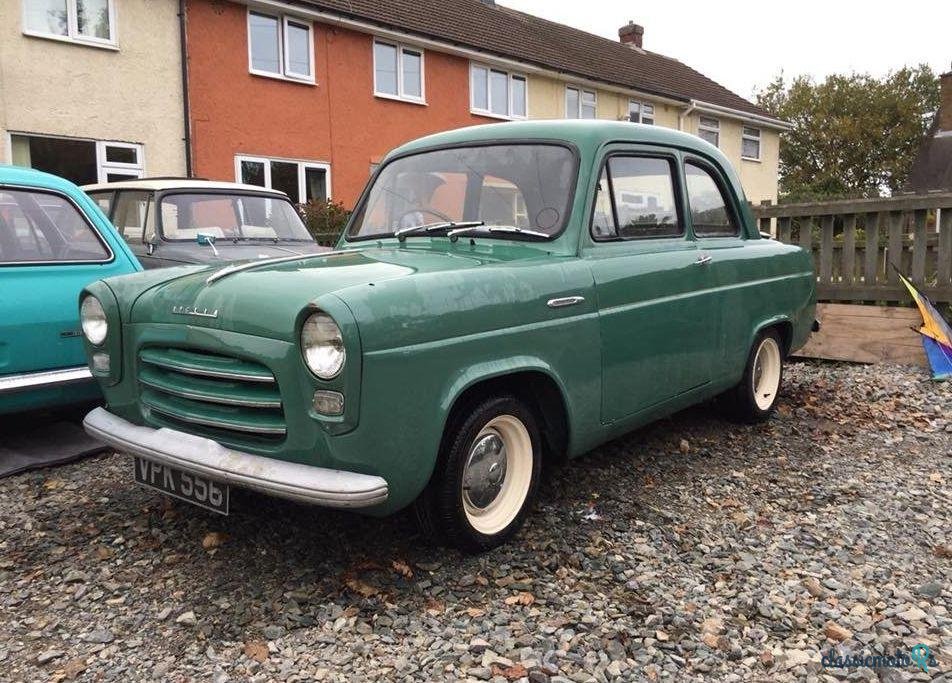 1954' Ford Anglia (New Body) photo #3