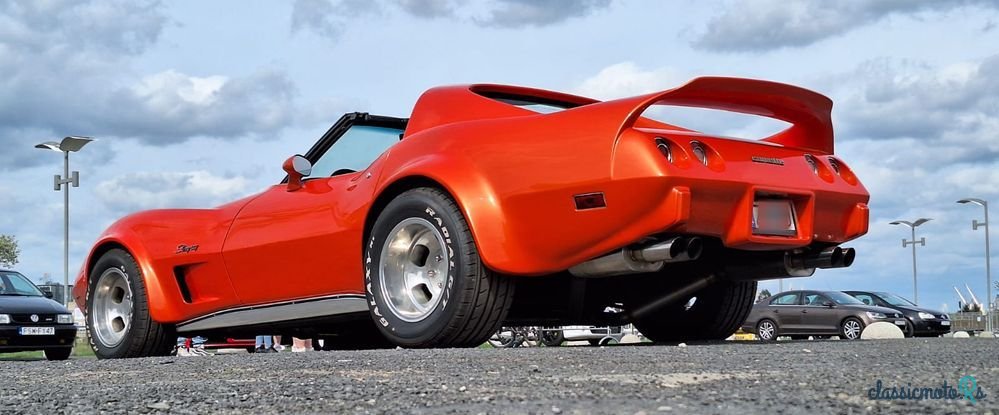 1977' Chevrolet Corvette photo #1