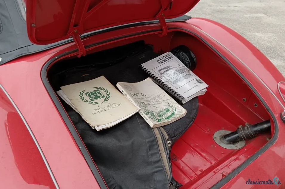 1960' MG MGA photo #3