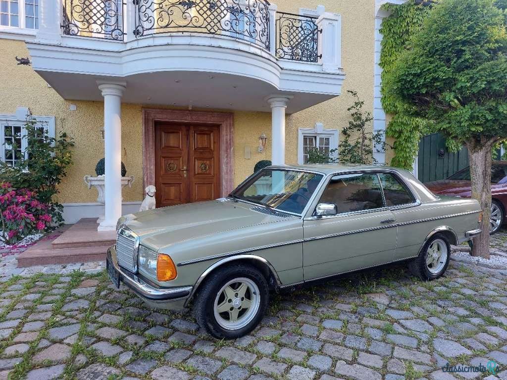 1978' Mercedes-Benz E-Klasse photo #1