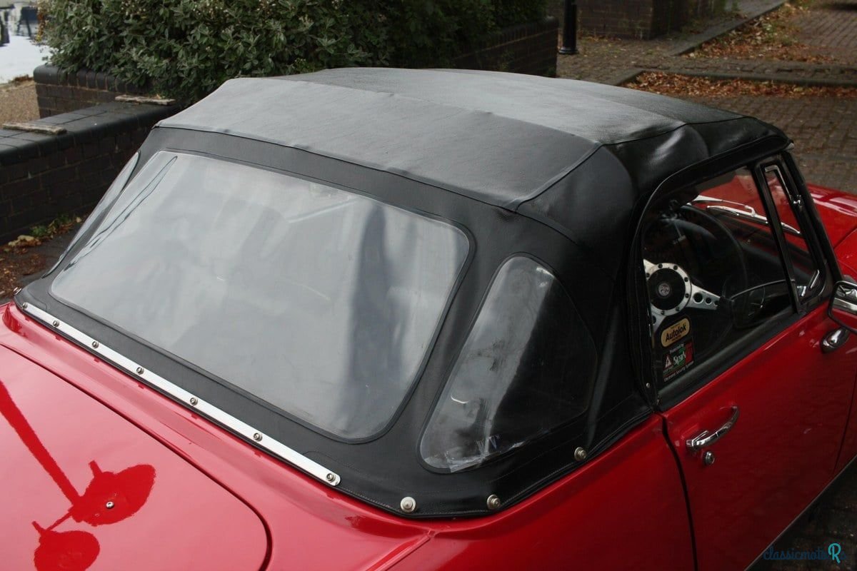 1973' MG Midget photo #6