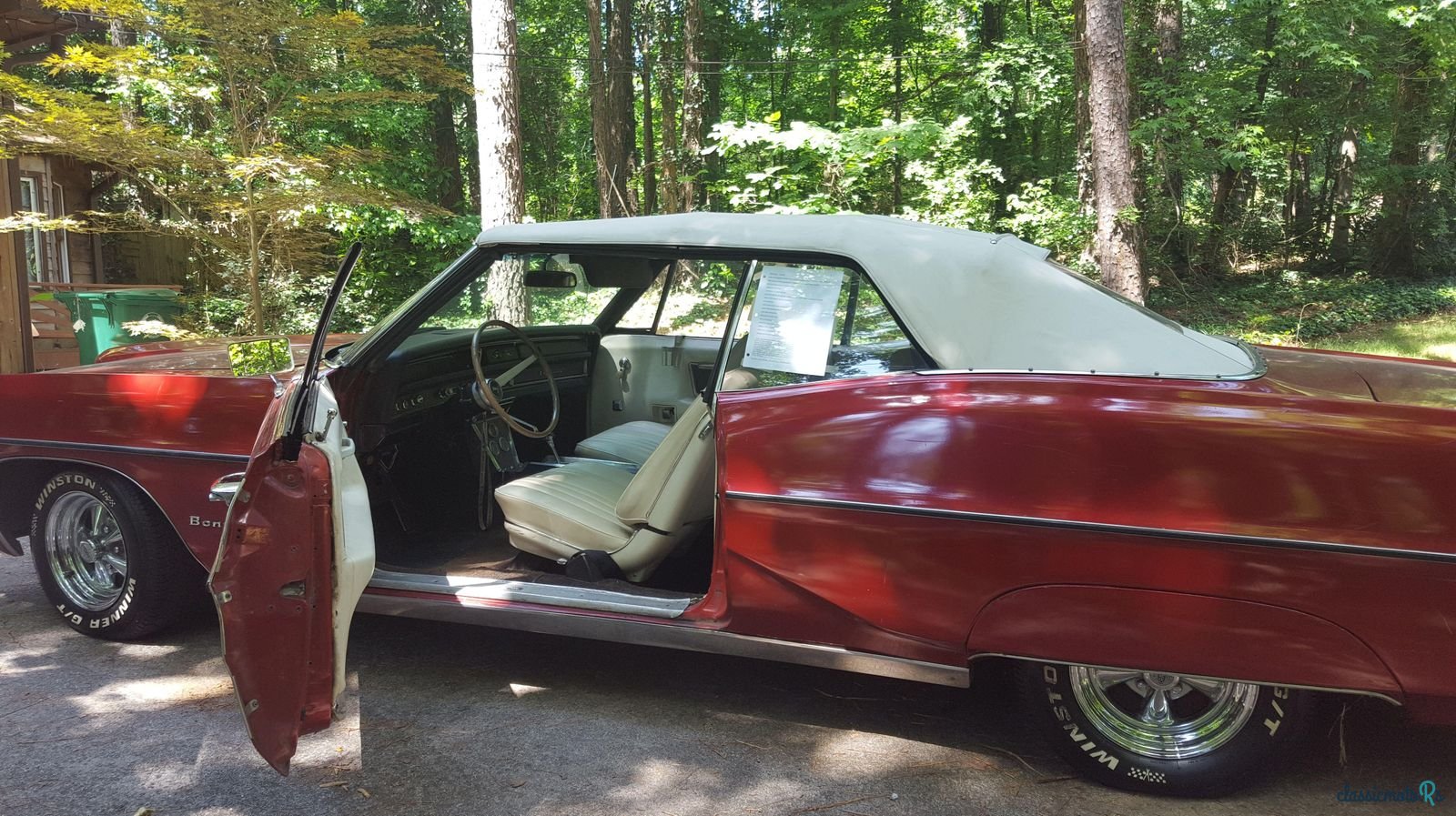 1968' Pontiac Bonneville photo #1