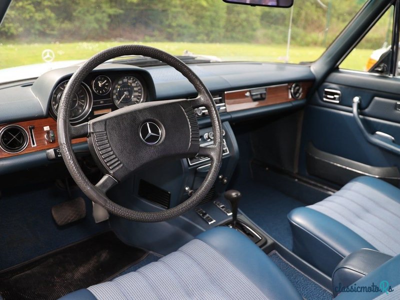 1974' Mercedes-Benz C Class photo #5