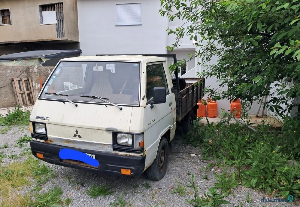 1986' Mitsubishi L300 photo #1