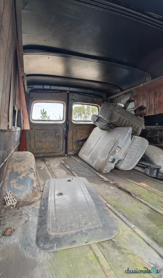 1964' Chevrolet Suburban photo #4