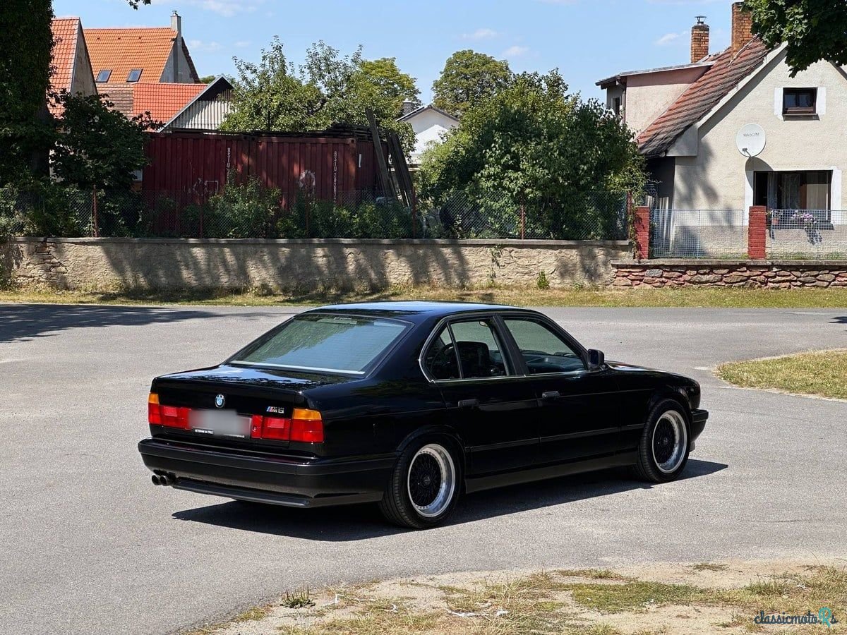 1989' BMW M5 photo #3