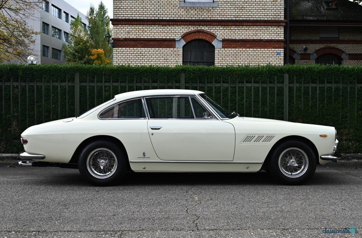 1965' Ferrari 330 photo #4