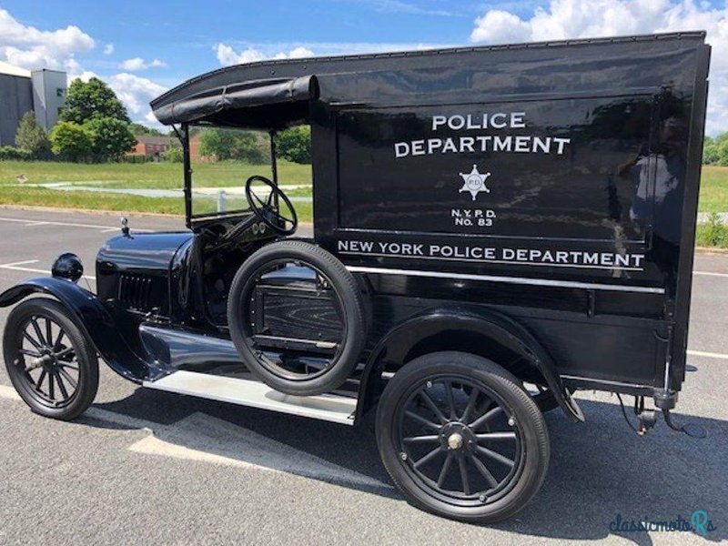 1922' Chevrolet Truck Light 490 Police Truck photo #4