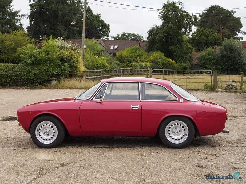 1976' Alfa Romeo Gt Junior photo #5