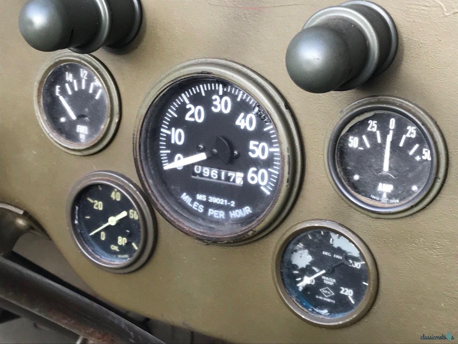 1943' Hotchkiss Willys photo #6