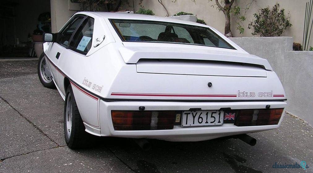 1984' Lotus Excel photo #2