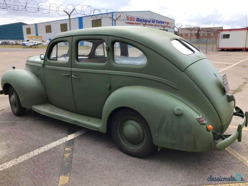 1940' Ford O1A photo #3