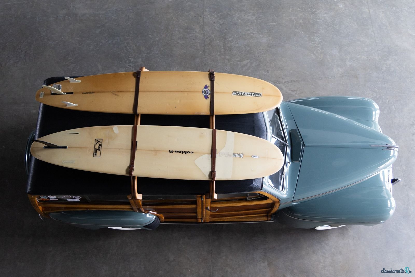 1946' Ford Super Deluxe photo #3