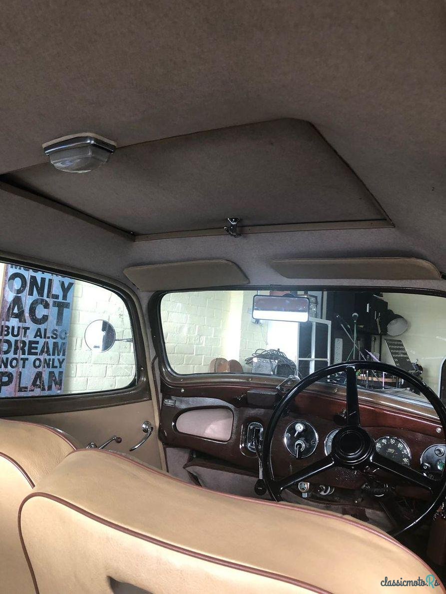 1954' Citroen Traction Light 15 photo #2