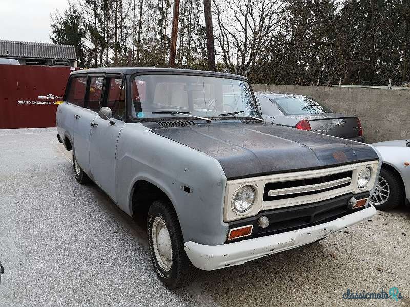 1970' International Harvester Travelall photo #1