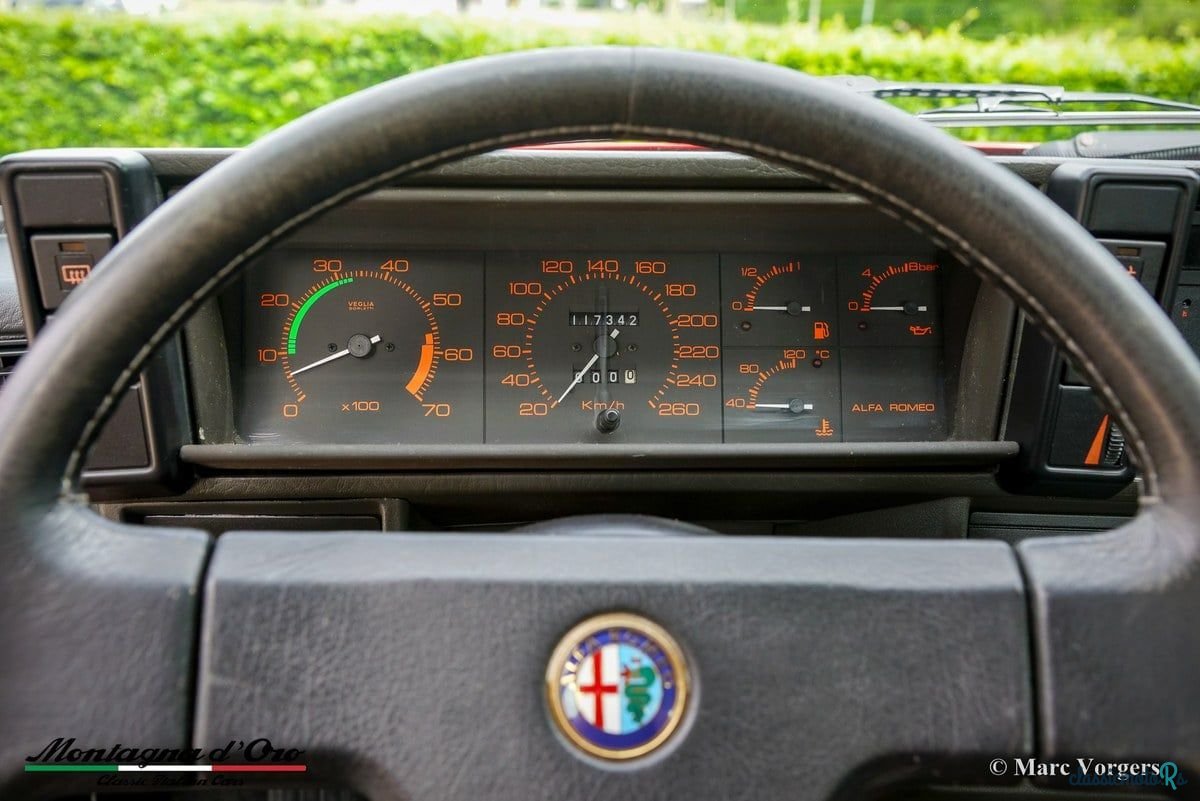 1988' Alfa Romeo 75 photo #6