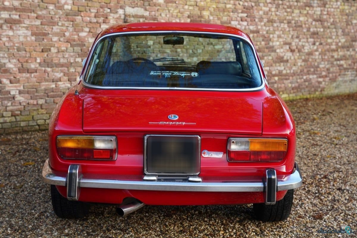 1972' Alfa Romeo 2000 photo #6