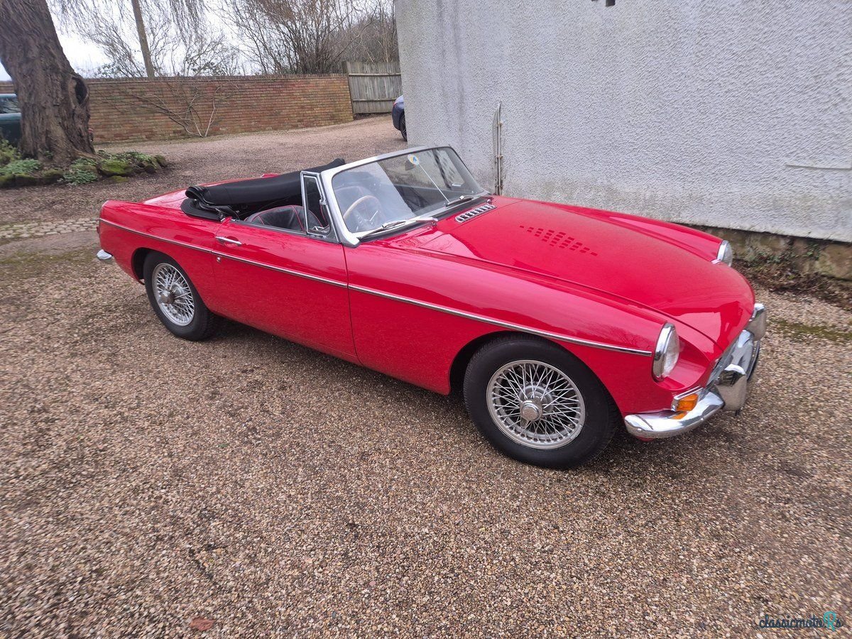 1967' MG MGB photo #3