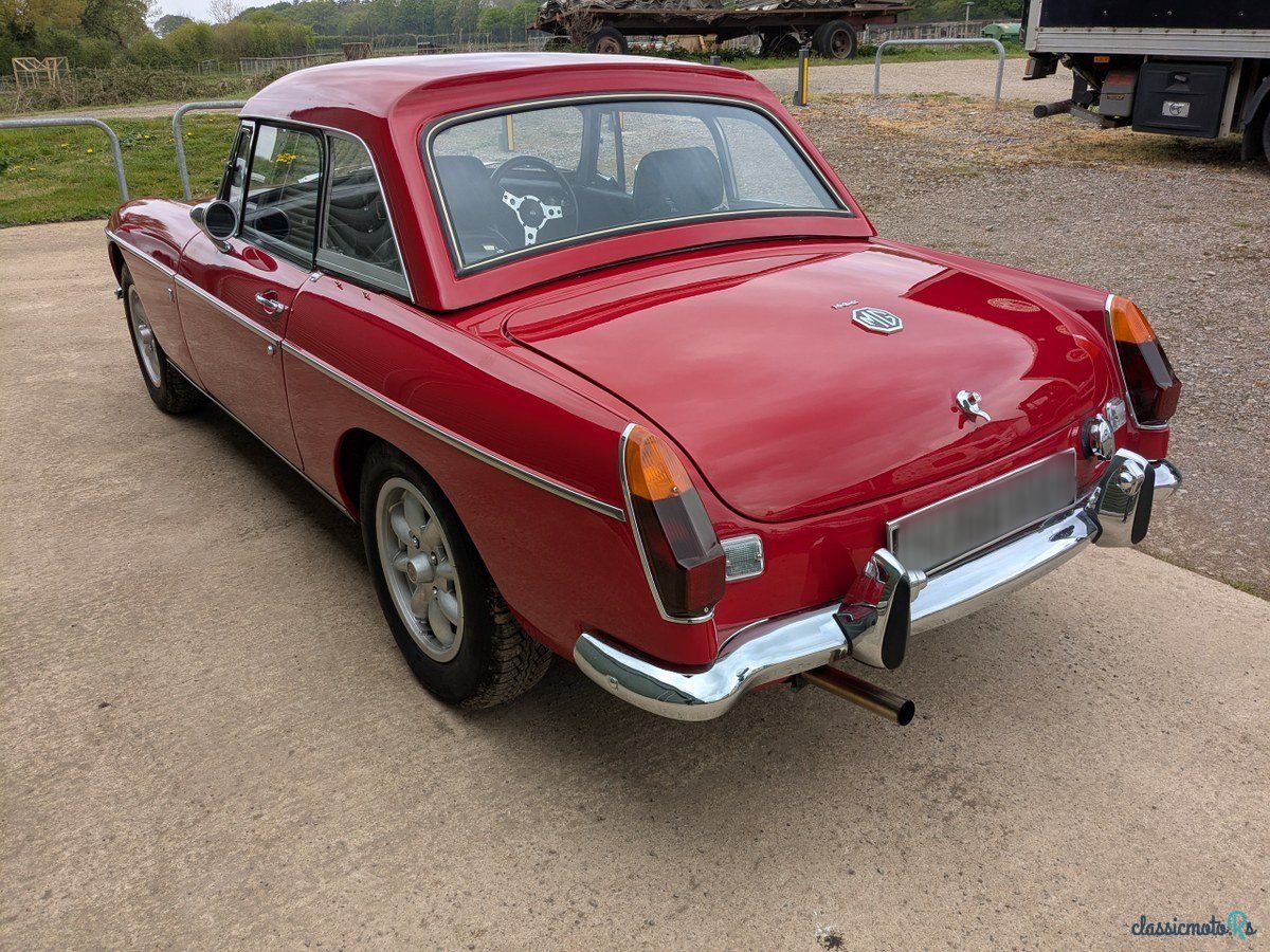 1974' MG MGB photo #5