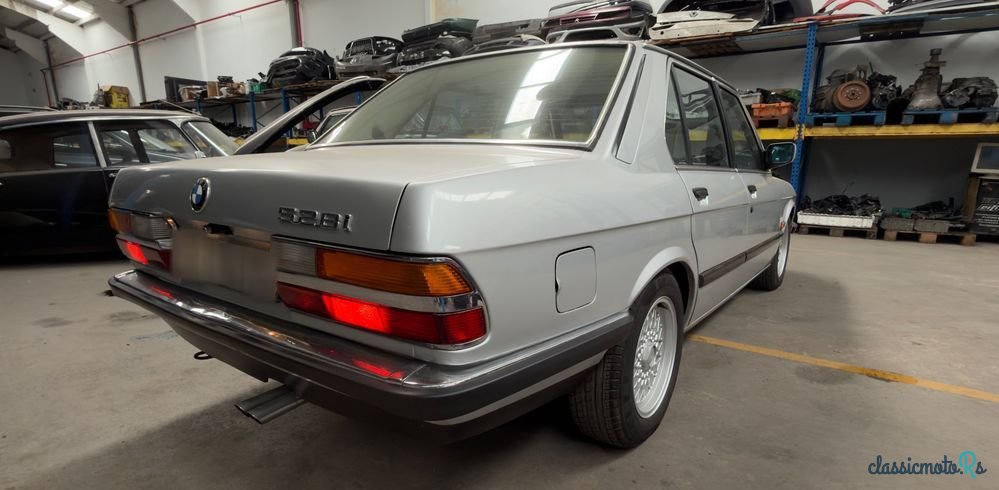 1982' BMW Série 5 photo #6