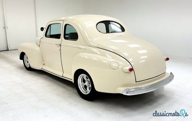 1948' Ford Super Deluxe photo #3