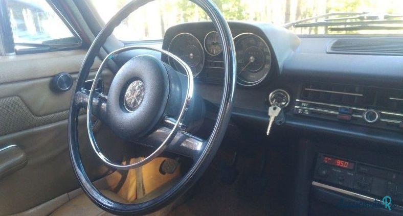 1970' Mercedes-Benz W115 photo #3