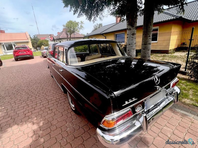 1966' Mercedes-Benz W110 photo #3