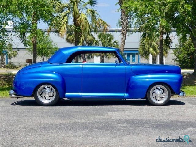 1948' Ford Super Deluxe photo #2