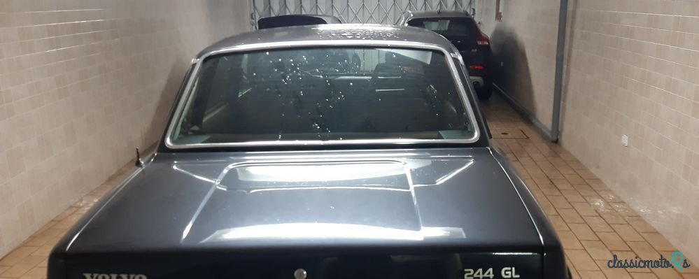 1979' Volvo 244 photo #5