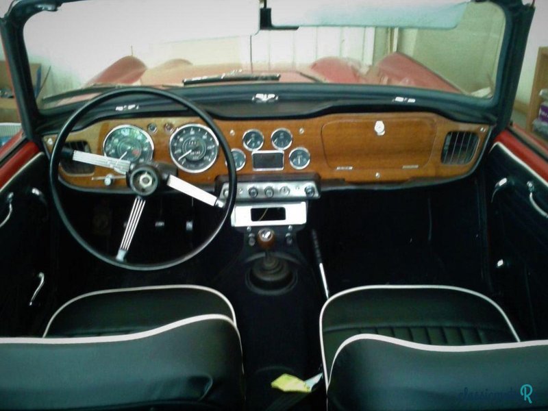 1965' Triumph TR4 photo #1
