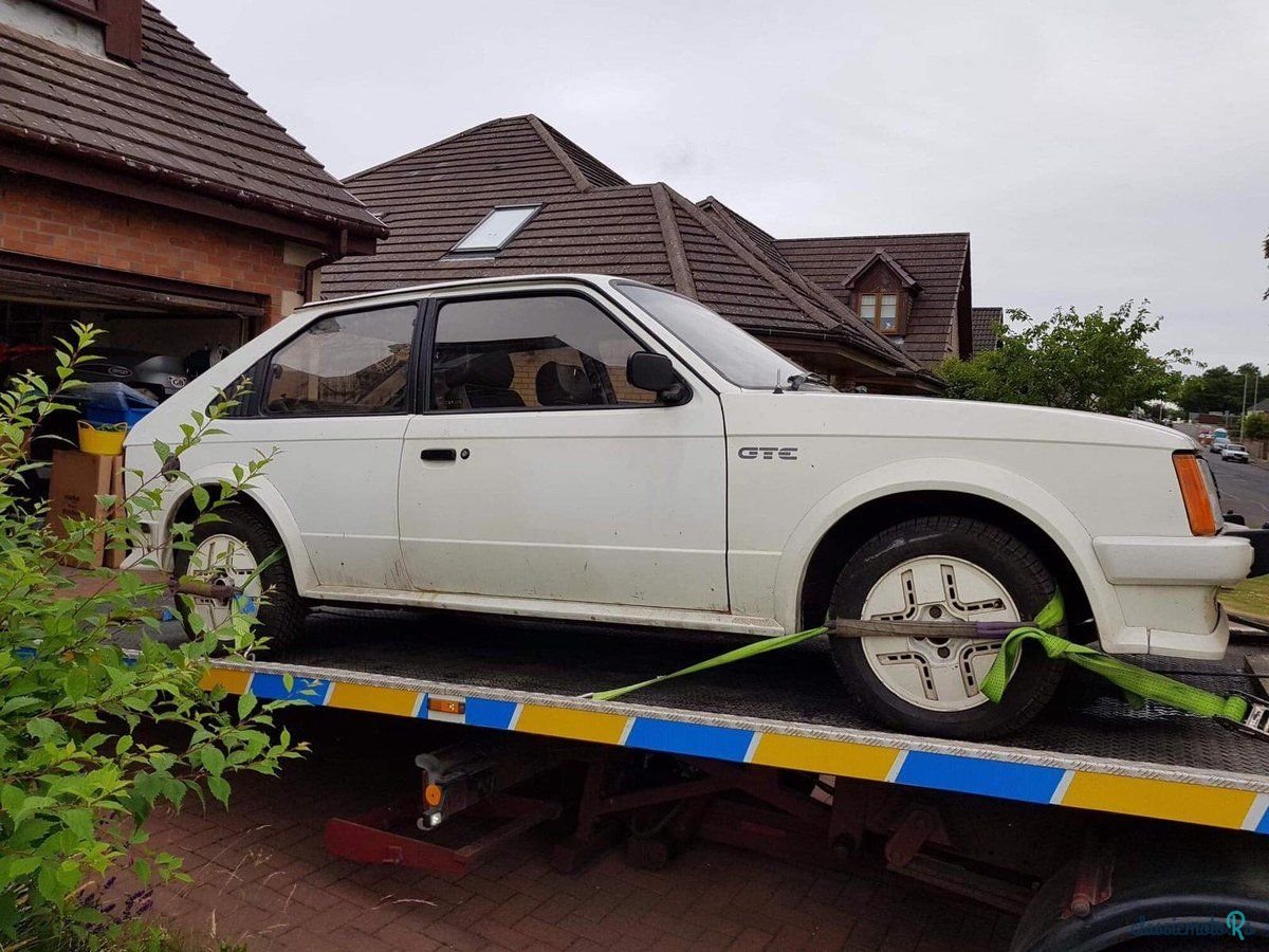 1984' Vauxhall Astra photo #1