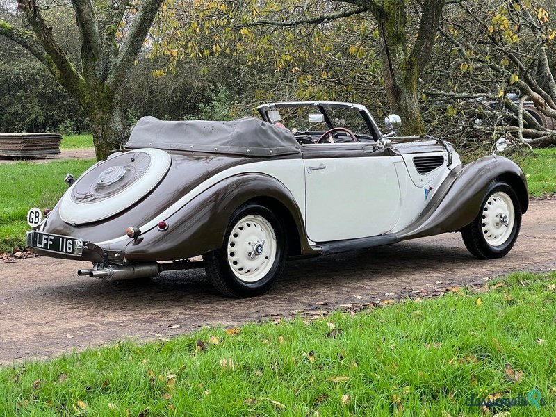 1938' BMW 327 photo #4