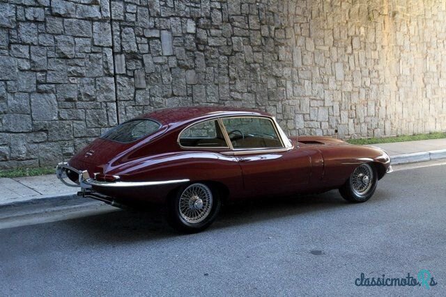 1968' Jaguar E-Type photo #3