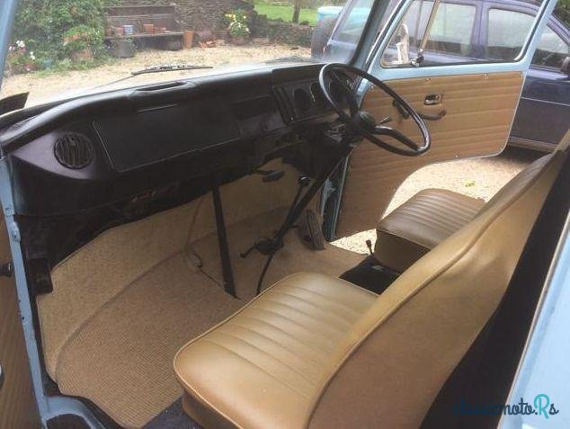 1973' Volkswagen Camper Type 2 photo #2