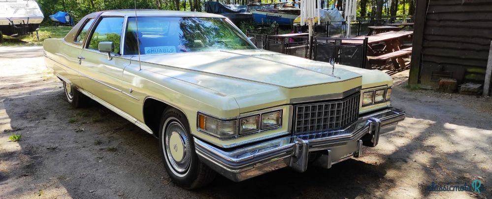 1976' Cadillac Deville photo #3