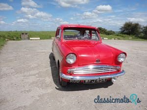 1958' Standard Pennant photo #2