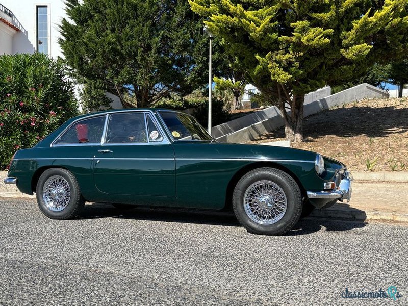 1967' MG MGB photo #2