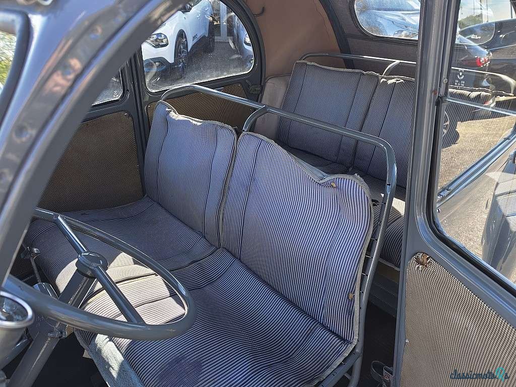 1955' Citroen 2CV photo #3