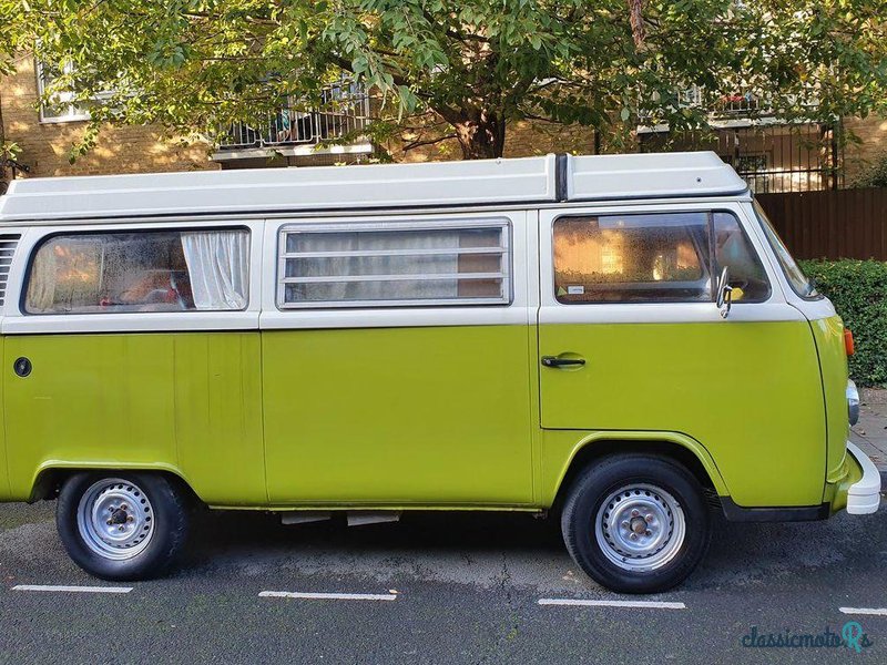 1976' Volkswagen Camper photo #4