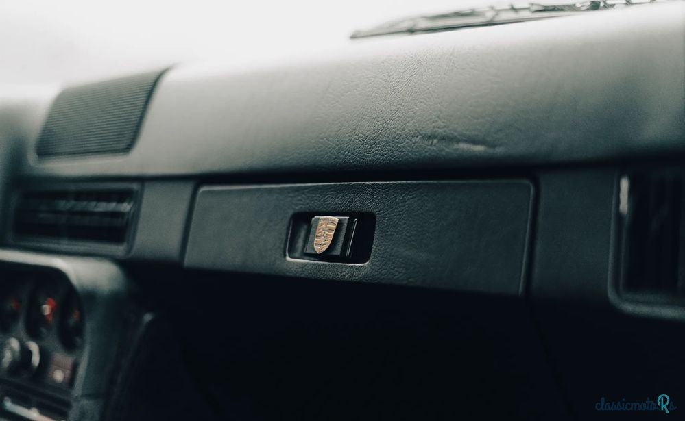 1982' Porsche 924 photo #6