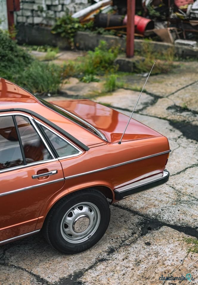 1977' Audi 100 photo #3
